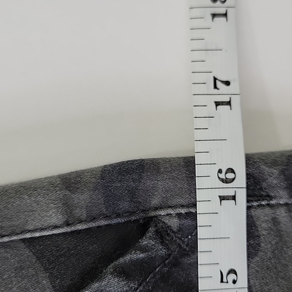 Mossimo Denim Gray Camo High Rise Jegging SZ 2 - Picture 9 of 15